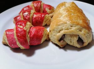 Una foto de Croissant y chocolatínes 🖤