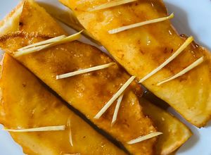 Hình của món Cách làm Bánh chuối mật ong đơn giản nhất.