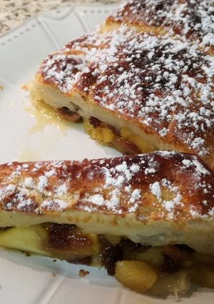 Una foto de Strudel de manzana, higos y pasas