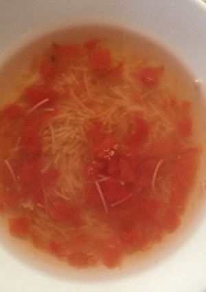 Una foto de Sopa de fideo rápida