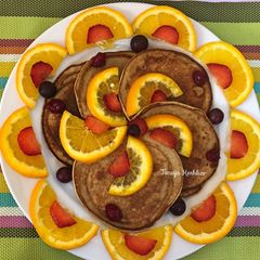 A picture of Brown rice oat orange pancakes.