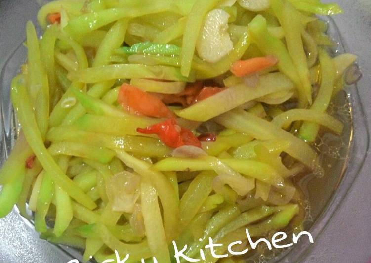 Proses Menyiapkan Tumis labu siam Anti Gagal