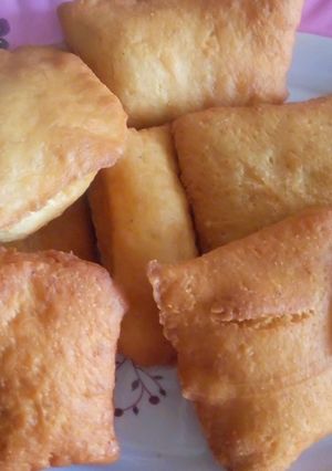 A picture of Mandazi.