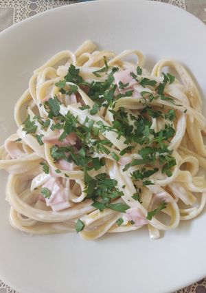 Una foto de Spaghetti con crema y mayonesa