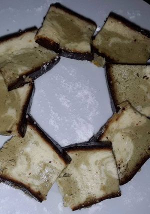 A picture of Sig's Goats Cheese Cake with Matcha.