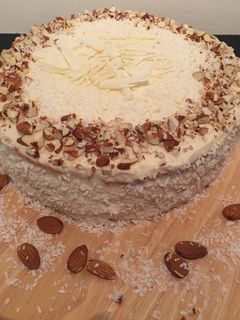 Habkönnyű mandulás kókusztorta recept fotója