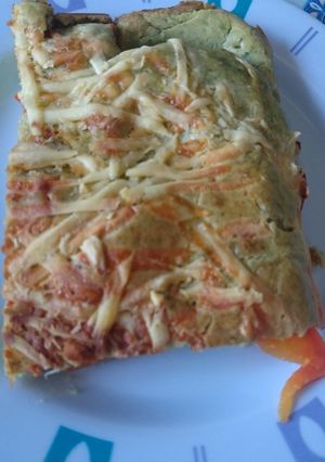 Una foto de Torta licuada de verduras y espinaca 