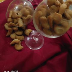 A picture of Chatpate Masala kaju Namkeen.