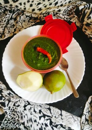 A picture of Spicy Raw Mango Chutney 😋😋.