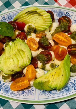 O poză a rețetei Avocado Caprese !.