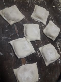 Una foto de Raviolones caseros sin huevo rellenos de calabaza