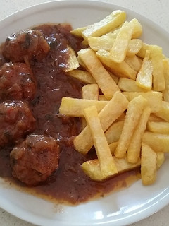 Una foto de Albóndigas en salsa de tomate