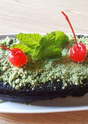 Foto resep Brownis ketan hitam toping green pea powder