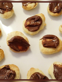 A picture of Pizzatella nibbles!.
