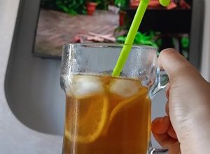 صورة لوصفة شاي مثلج بالليمون