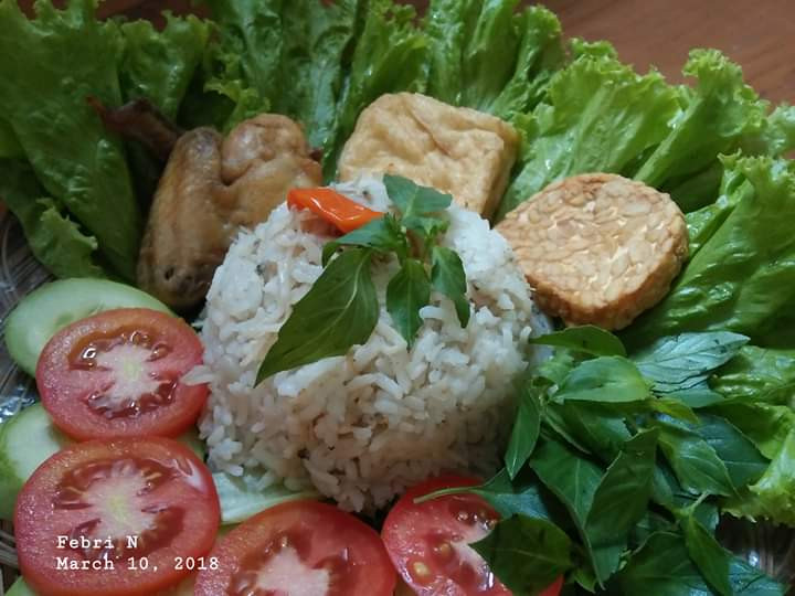 Resep Nasi Liwet Ricecooker dan Ayam Goreng Bumbu Bawang Putih Menu Enak