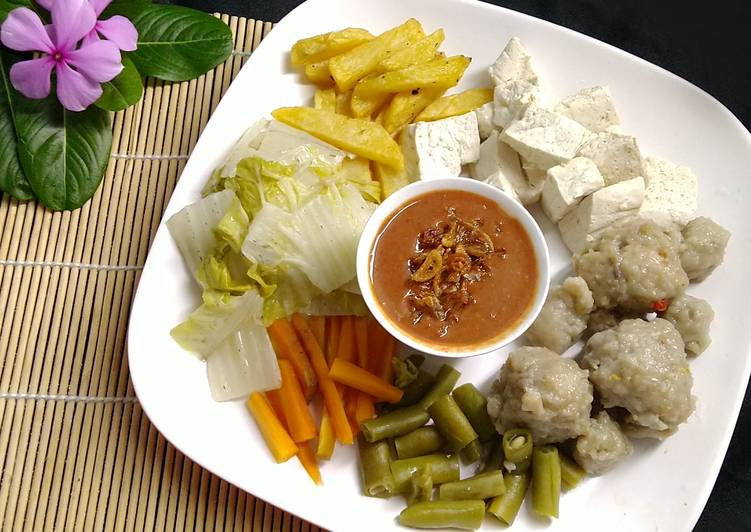 Bahan Salad Pentol ojek | Cara Buat Salad Pentol ojek Yang Sedap