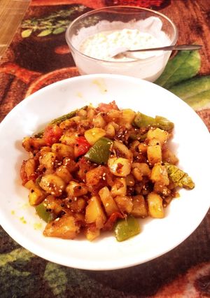 A picture of Stir Fried Aloo Mirchi.