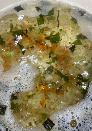 紫菜X高麗菜乾湯（快煮鍋版） 的食譜成品照片