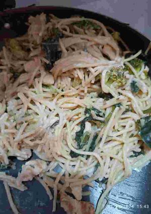 Una foto de Spaghetti con verduras