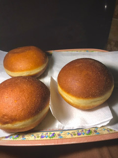 A picture of Fluffy Doughnuts.