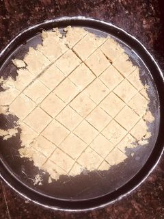 आलेपाक (aale pak recipe in marathi) रेसिपी चे मुख्य फोटो