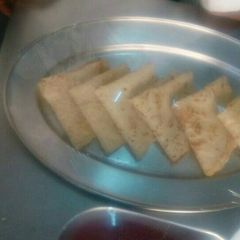 A picture of Pancakes with lemon.