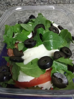 Una foto de Mi ensalada caprese