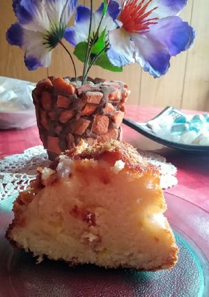 Una foto de Torta de las 20 cdas y manzanas