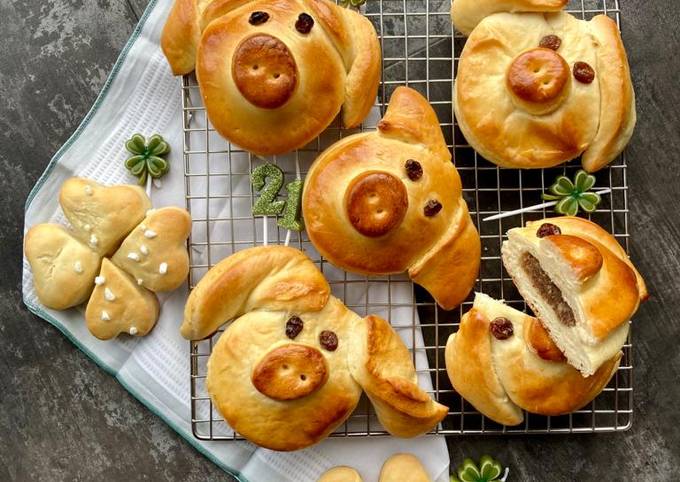 Glücksschweinchen mit Marzipan-Nussfüllung