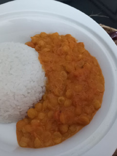 Una foto de Garbanzos al curry con crema