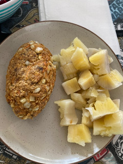 Una foto de Croquetas de Jurel, avena y Zanahoria al horno !