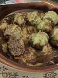 Albóndigas de ternera en salsa con queso