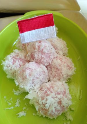 Foto resep Kelepon isi keju dan gula jawa