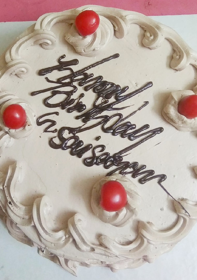 வேகன் கிரீம் சாக்லேட் கேக் (Vegan cream chocolate cake recipe in tamil) செய்முறை முக்கிய புகைப்படம்