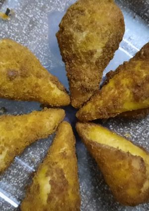 A picture of Chicken cones.