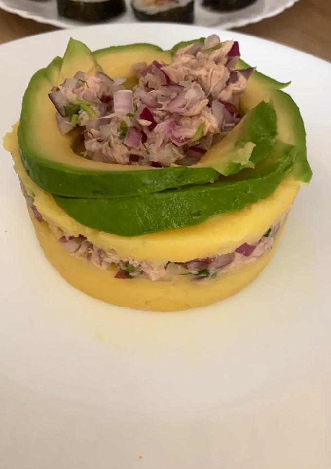 Una foto de Causa Limeña