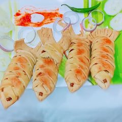 A picture of Fish baked samosa puff.