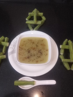 સરગવા નું સૂપ (Sargva Soup Recipe in Gujarati) રેસીપી મુખ્ય ફોટો