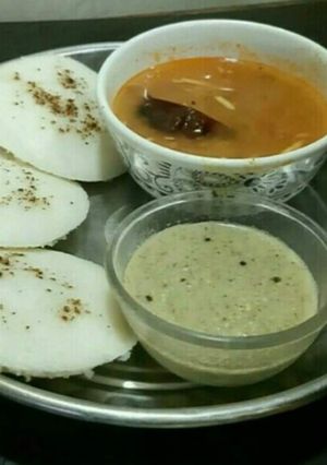 A picture of Idli sambar.