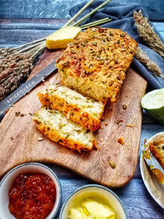ઝુકીની ચીઝ બ્રેડ (Zucchini Cheese Bread Recipe In Gujarati) રેસીપી મુખ્ય ફોટો