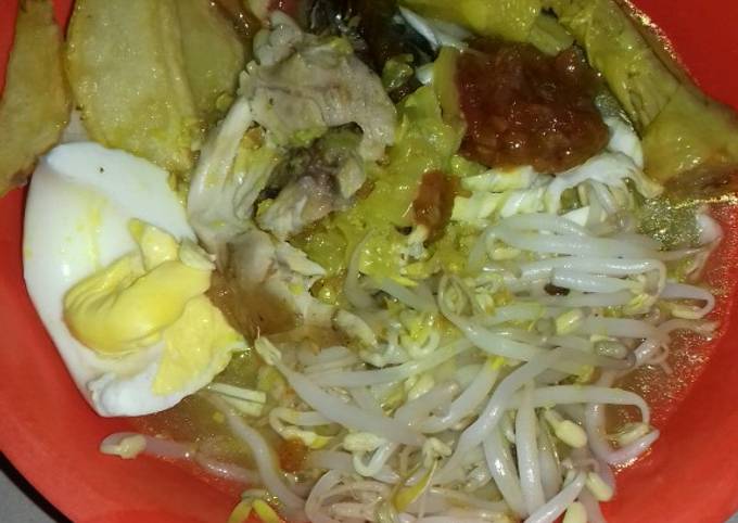 Soto ayam n ceker