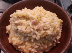 Una foto de Risotto chorizo, zapallo y queso azul