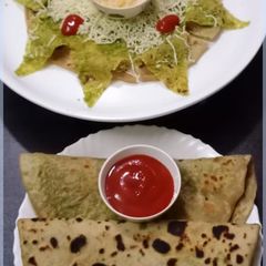 A picture of Matar paratha.