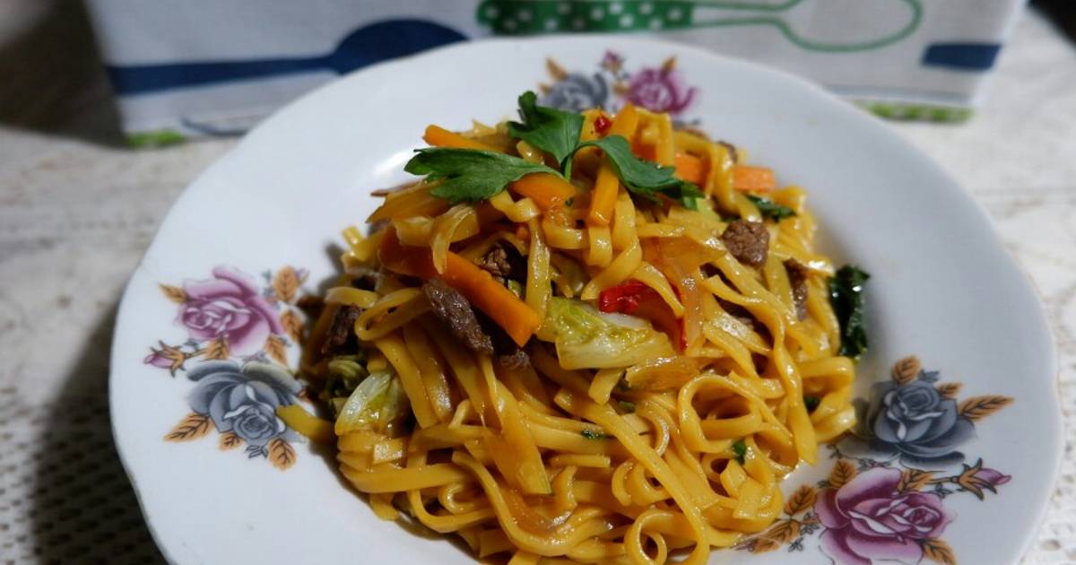 Resep Mie Goreng Daging Oleh Riani Nirmala - Cookpad