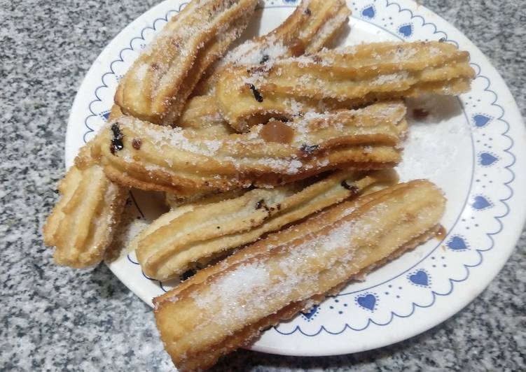 Churros rellenos de Bigote cocina