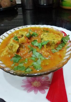 A picture of Gatte ki sabji.