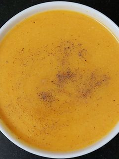 લાલ જામફળ સુપ (Red Guava Soup Recipe In Gujarati) રેસીપી મુખ્ય ફોટો