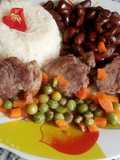 Frejoles a la antigua con bife de cerdo