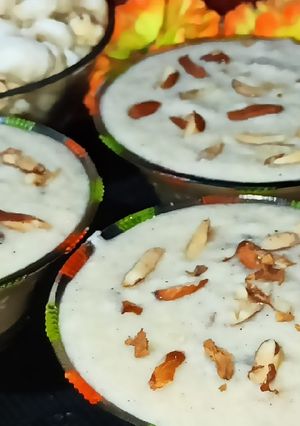 व्रत स्पेशल मखाना फिरनी(vrat special makhana firni recipe in hindi) रेसिपी मुख्य फोटो